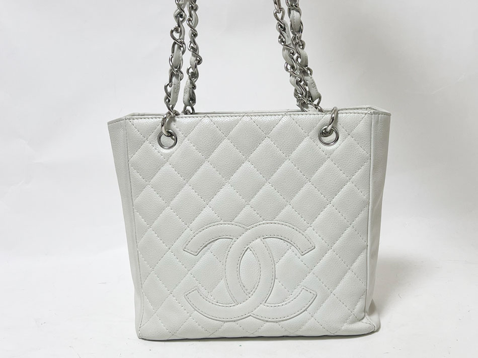 CHANEL シャネル キャビア人はだ チェーン店ショルダーバッグ マトラッセ 白いこと しろがね色金具 12番 【中古】