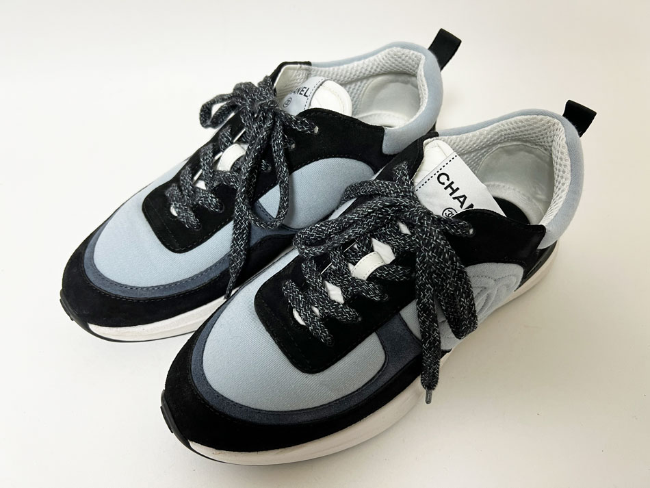CHANEL シャネル メタリック スニーカー ブルー 綺麗 ★ 上品 ブルー（青）系 CHANEL(シャネル) スニーカー(レディース