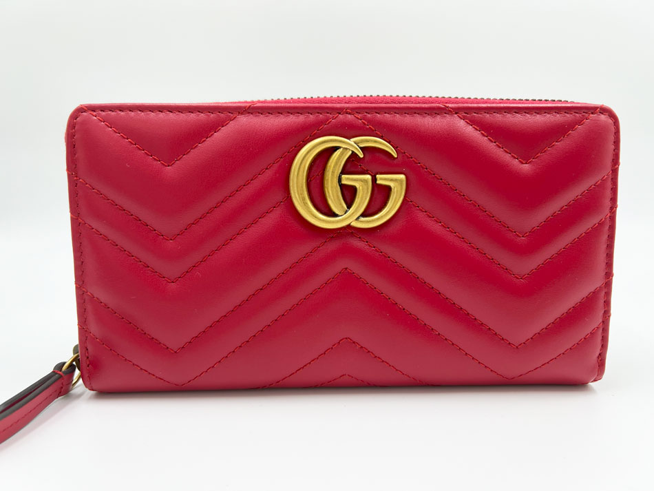 GUCCI グッチ ジッパー紙入れ 長紙入れ ジップアラウンド ウォレット GGマーモント なめし革 赤いこと 443123 新品負けず劣らず【中古】
