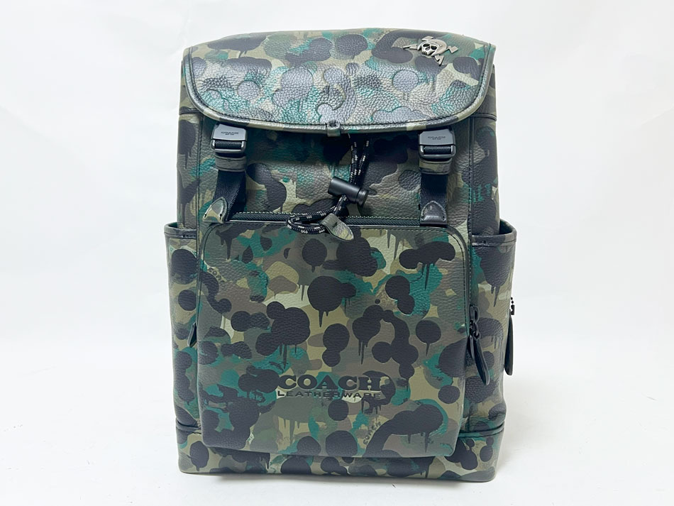 美品✨コーチ　リュック サック　バックパック　モノグラム　PVCレザー　グリーン COACH - 新品 コーチ COACH リュックサック バックパック カーキ