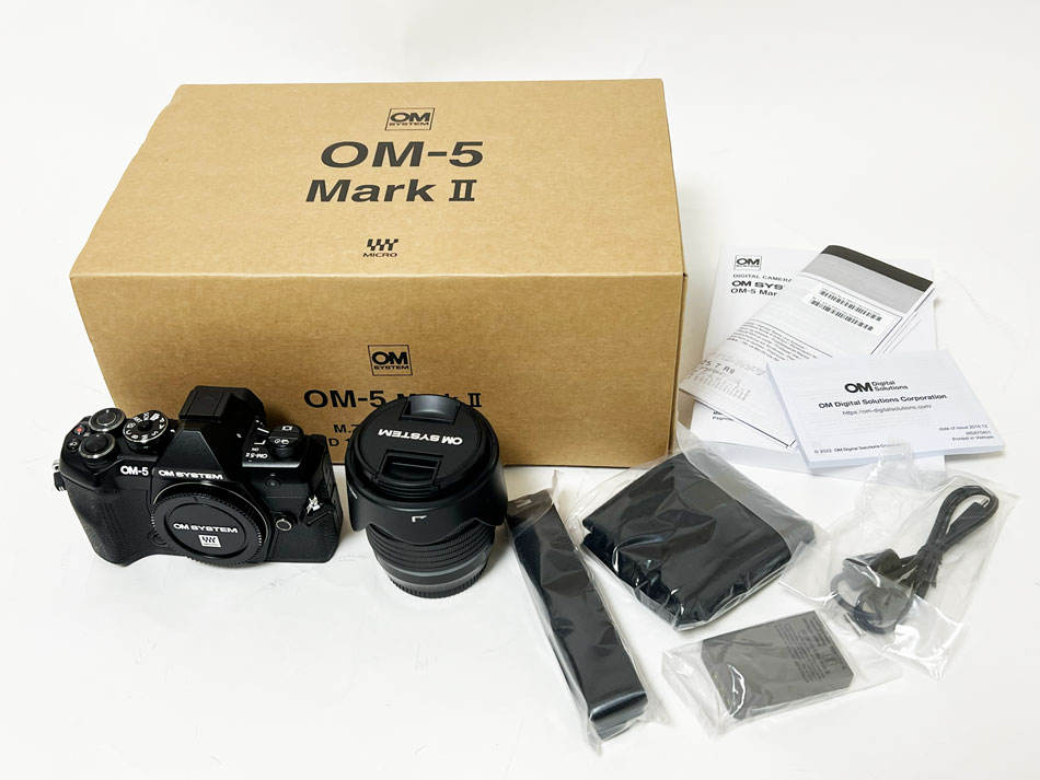 OM SYSTEM OM-5 Mark2 ミラーレス 一眼 カメラ レンズキット ブラック ED12-45mm F4.0 PRO 美品【中古】