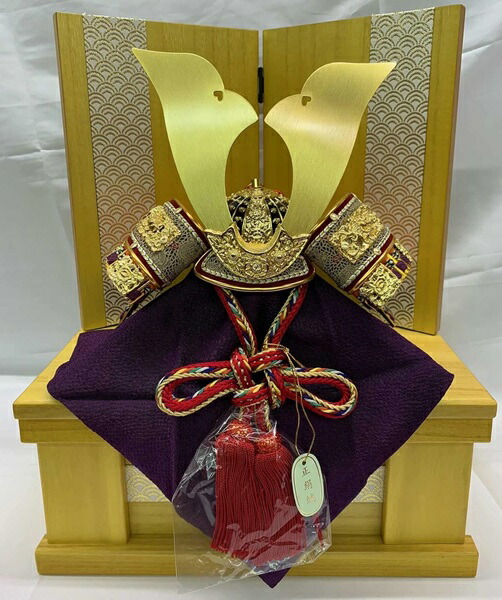 楽天市場】兜飾り 源氏兜18号合わせ鉢 本金箔押し小札 総角結び 重量感