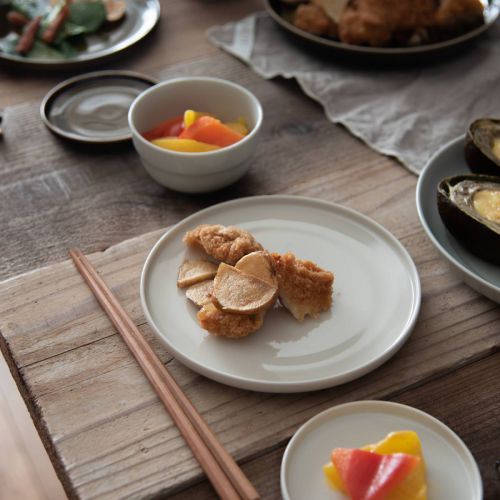 楽天市場】深山(miyama.) 瑞々 8寸すみきり長皿 青白(24.5x14.5cm