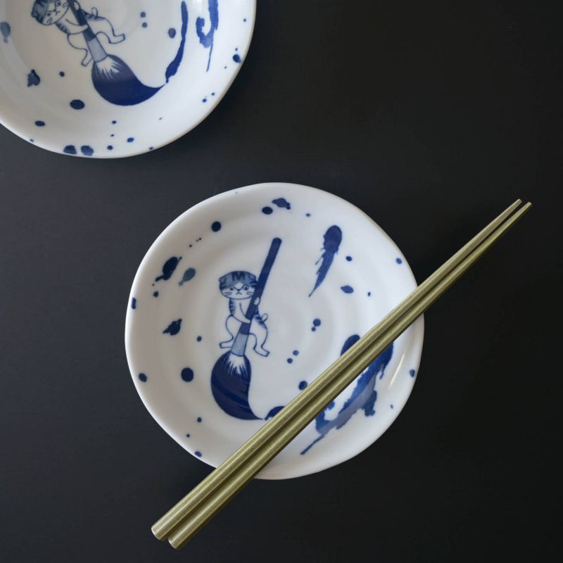 48 染付 のら猫様 瀬戸焼 染猫いろいろ 8cm皿 猫の豆皿 染付で描いた