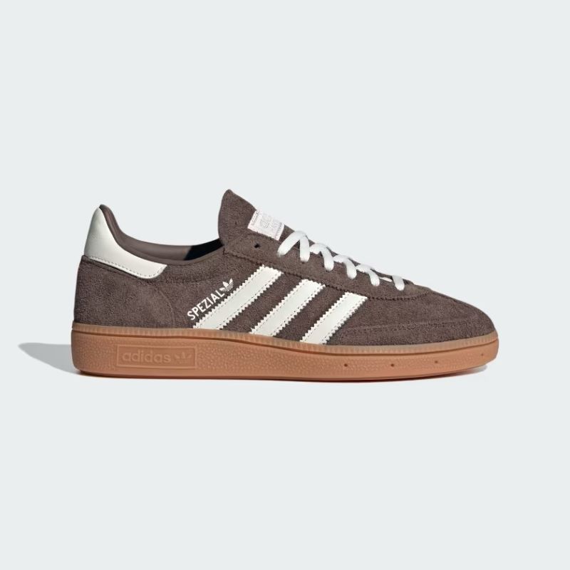 【送料無料】【アディダスオリジナルス/ハンドボール スペツィアル W】adidas 26Q1 HANDBALL SPEZIAL W アースストレータ/オフホワイト/ガム IF6490 11,484円