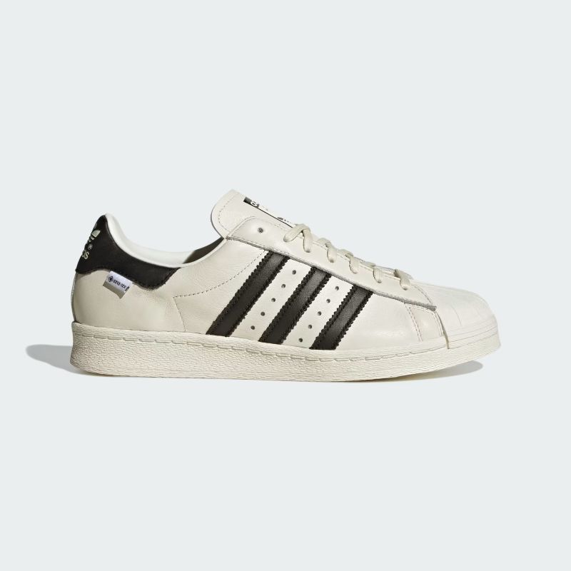 【送料無料】【アディダスオリジナルス/スーパースター 82 GTX for Japan】adidas 26Q3 adidas SUPERSTAR 82 GTX クラウドホワイト/コアブラック/オフホワイト KI7820｜山男footgear 14,586円