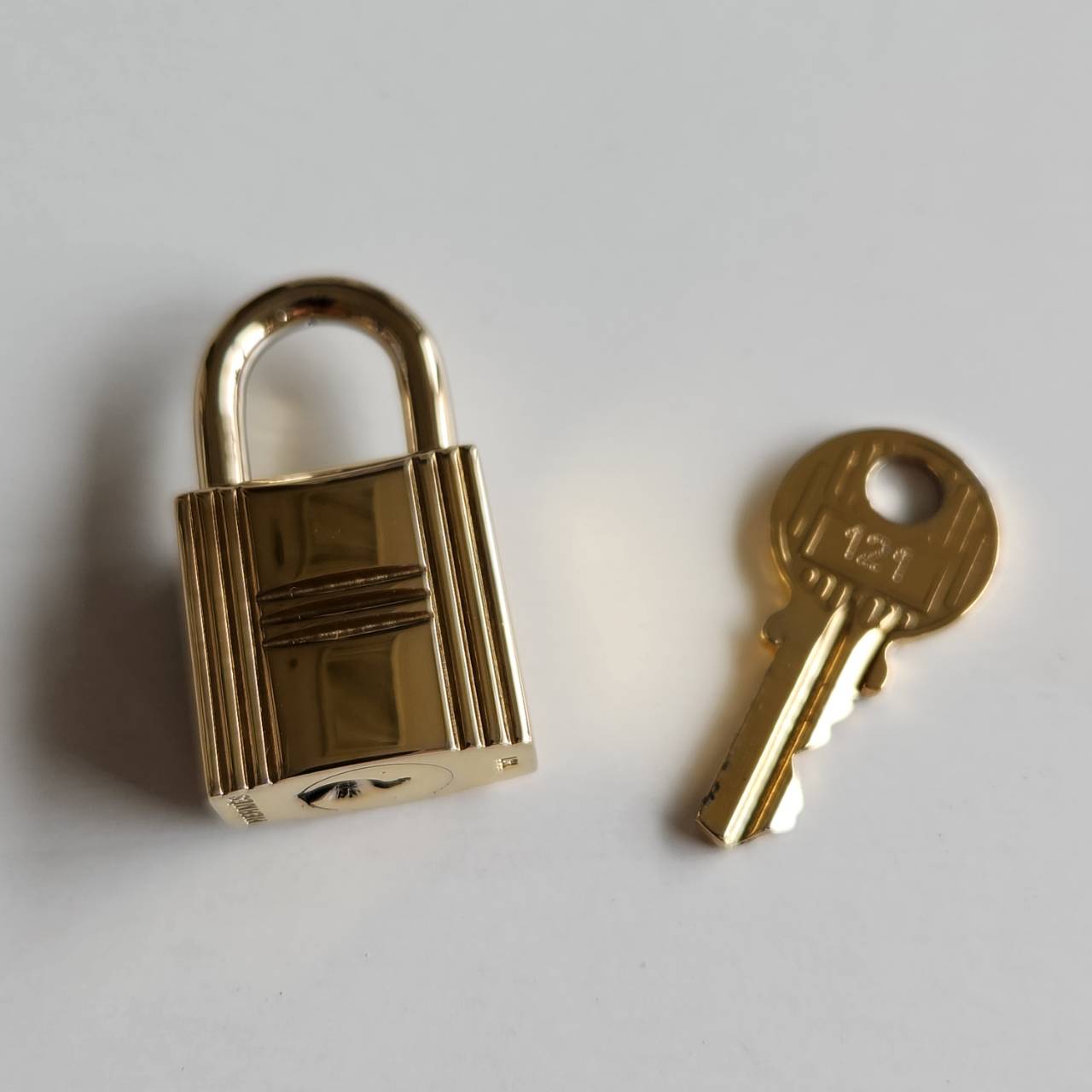 楽天市場】エルメス カデナ クロシェット キー2本 セット トゴ