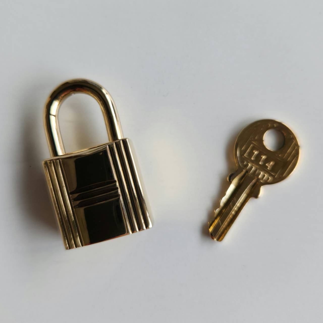 楽天市場】エルメス カデナ クロシェット キー2本 セット トゴ