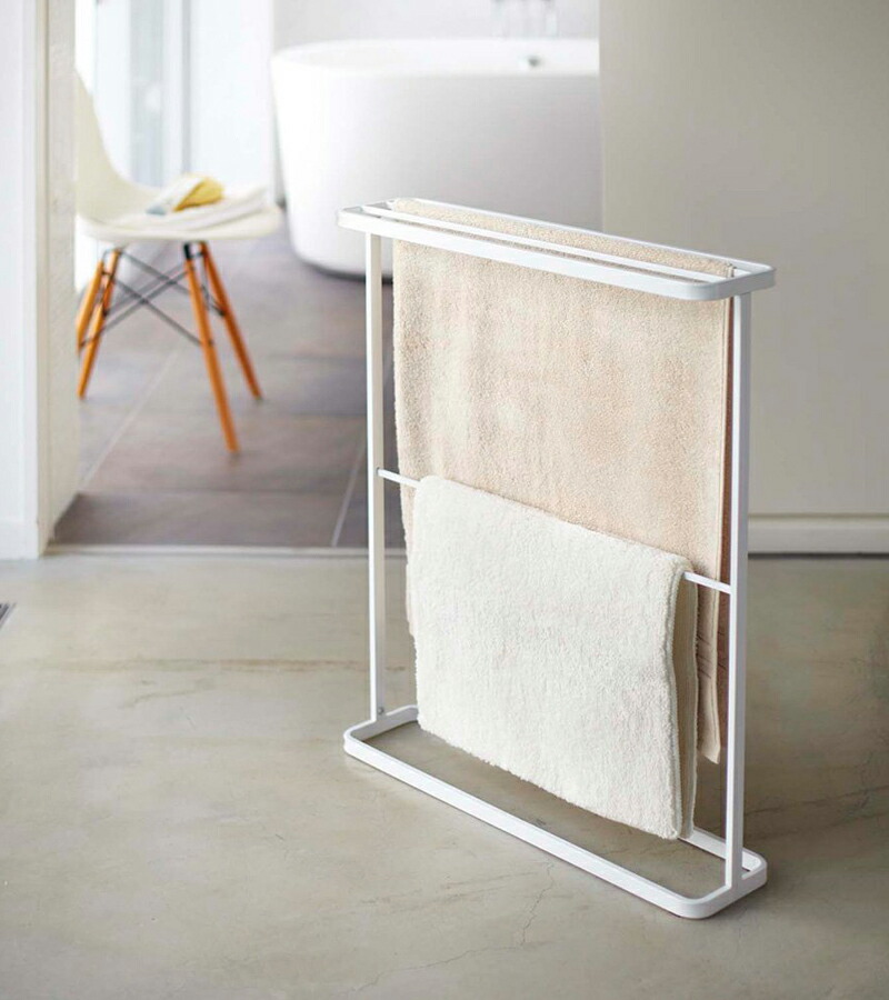 【楽天市場】【 バスタオルハンガー タワー 】 tower ホワイト ブラック 07465 07466 タオル掛け タオルラック タオル