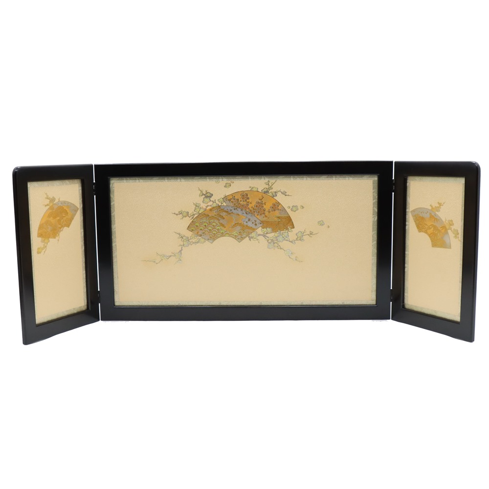 アウトレット品 屏風単品 三曲屏風 18号 薄橙色 松竹梅に扇 レトロ アートスタンド 幅140cm (26a-ya-0925) インテリア ディスプレイ 見切処分品
