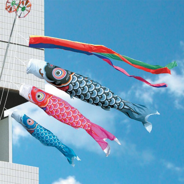 徳永 鯉のぼり ベランダ用 ファミリーセット 格子取付タイプ 鯉3匹 友禅鯉 五色吹流し 日本の伝統文化 こいのぼり