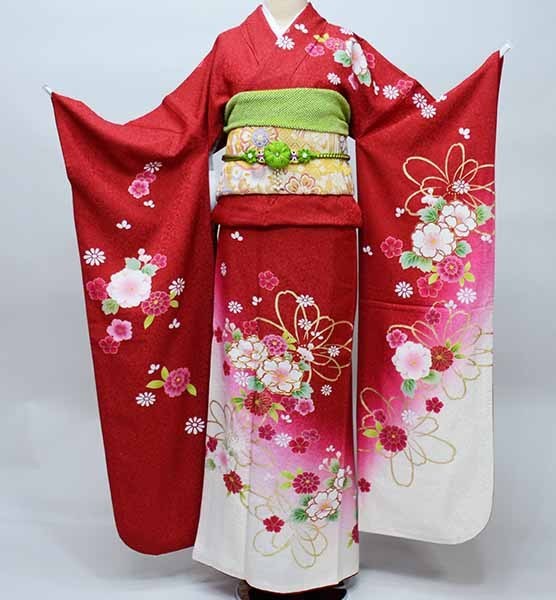 振袖 お召しもの フルセット 正絹 百花繚乱 ラメ 濃赤いこと 小物まで20点一揃い全て揃う 7昼日なか賃借  成年者式 御芽出度 結納にどうぞ（株）安田屋【賃借】R36650