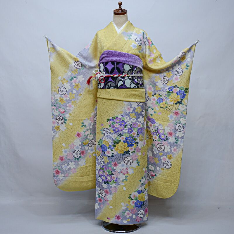 振袖 お召しもの フルセット 正絹 百花繚乱 パステル色の黄味がかった ラメ入り口・入口 小物まで20点一揃い全て揃う 7昼日なか賃借  成年者式 御芽出度 結納にどうぞ（株）安田屋【賃借】R33830