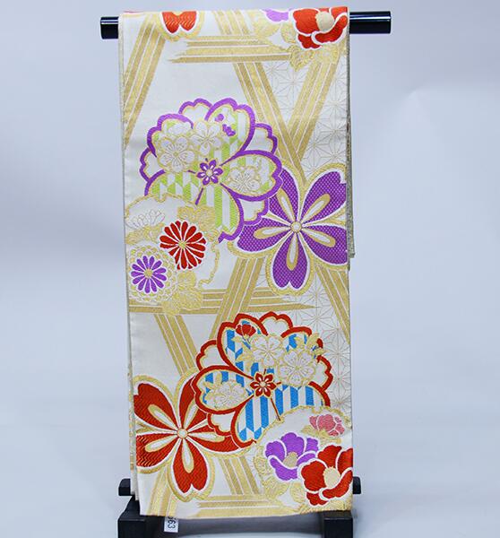 袋帯 合繊 六通 振袖用 両縁縫い上げ済 日本製 新品（株）安田屋 NO36563｜安田屋呉服店