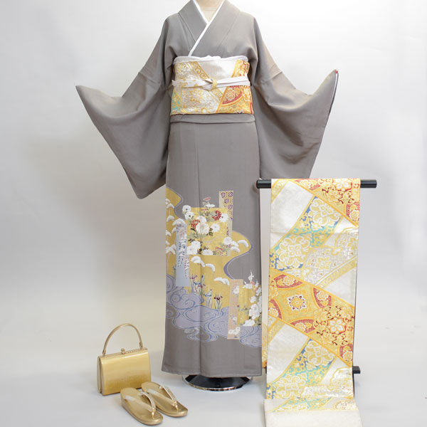 正絹　色留袖　お着物　一つ紋付 お値下げしました‼️ご購入者❣️ 楽天市場】色留袖 着物 正絹 フルセット 家紋入れは別途￥6000 小物