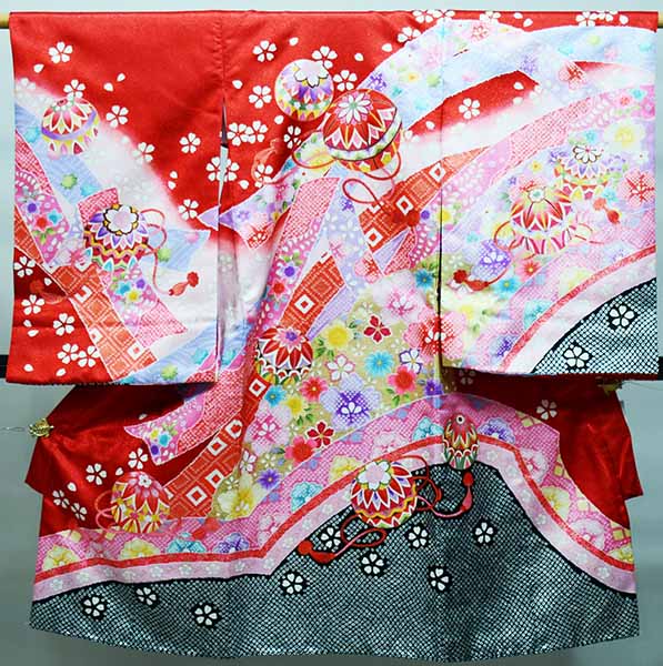 お宮参り 産着 女児 女の子 のしめ 綸子地 豪華絢爛 毬 鹿の子柄 赤色 一つ身 祝着 初着 掛け着 新品（株）安田屋 NO37355｜安田屋呉服店