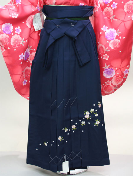 袴 刺しゅう 無地 単品 お上さん用 行灯袴 ヘラあり 紺地 袴下95糎 其れ相応身たけ160-170糎 卒式に 新品（株）安田屋 NO231003-N95
