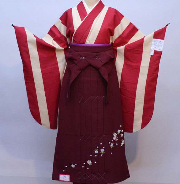 着物袴セット ジュニア用へ直し144～150cm 百花繚乱 白色 袴変更可能 楽天市場】着物袴セット ジュニア用へ直し 135cm～150cm L・Deen