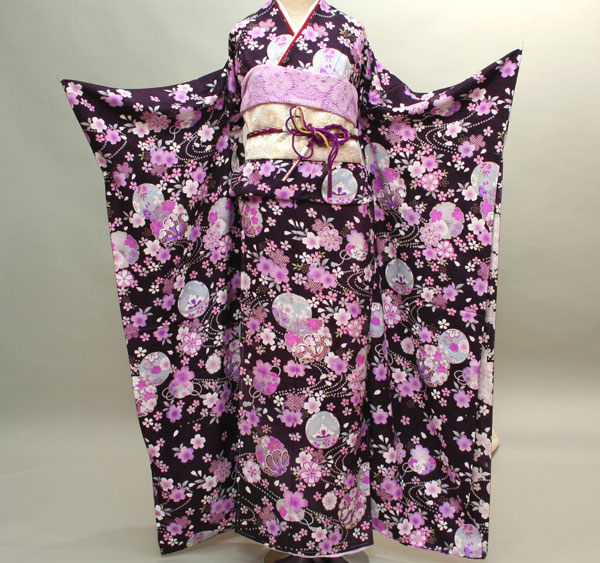 ☆新品未使用☆正絹　未仕立て　B級品ヤケ有り　リメイク　白系ラメ入花模様振袖12 ☆新品未使用☆正絹 未仕立て B級品ヤケ有り リメイク 白系ラメ