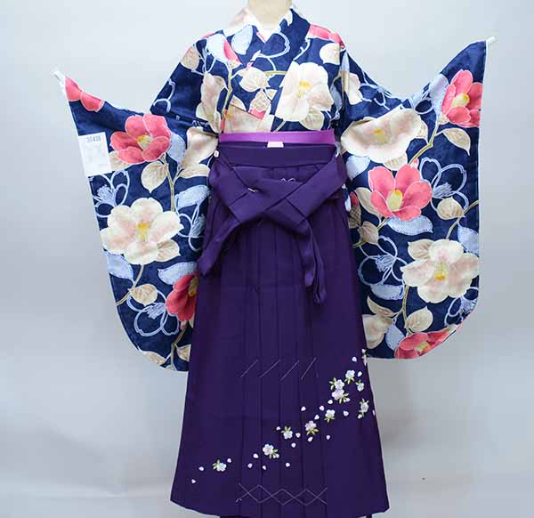 二尺袖 御召しもの 袴 フルセット 長襦袢も含む（半衿付 御召しもの専用）百花繚乱 卒式にどうぞ！ 袴うつり変わり可 袴 袴仕掛ける 新品 （株）安田屋 NO35438