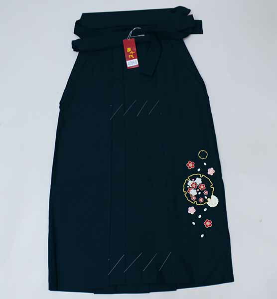 袴 刺繍 単品 女性用 行灯袴 ヘラあり 袴丈87/91/95cm ターコイズ 刺繍袴 単品 女性用 行灯袴 ヘラあり 袴下87cm，91cm，95cm エンジ色