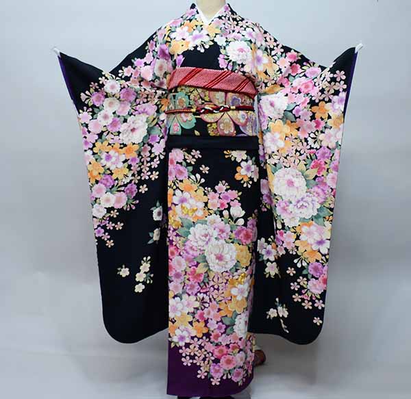 専用☆アンティーク紫に百花繚乱の着物 5252ec3a7e3e493c28a5d33ad34db5