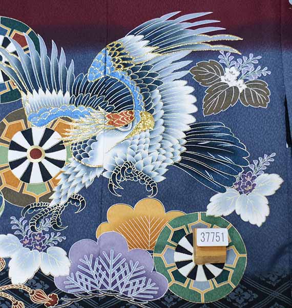 七五三 五歳 男児 羽織袴フルセット 着物 L寸 金刺繍 豪華絢爛 綸子地 赤紫地 鷹 袴変更可能 祝着 5歳 五才 5才 男の子 新品(株)安田屋 NO37751
