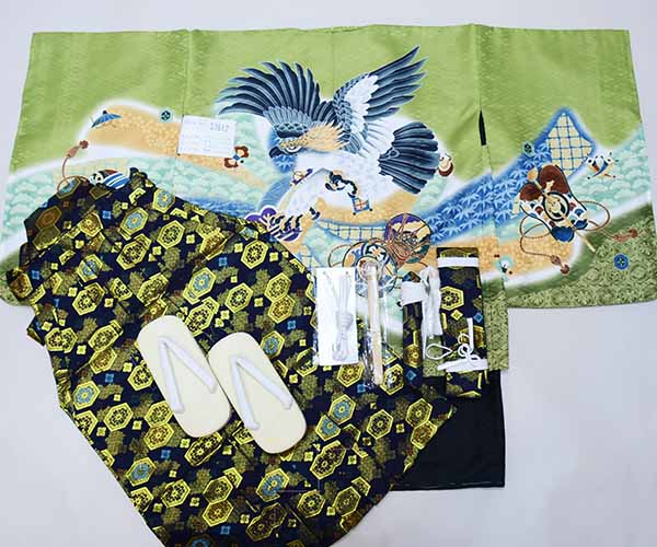 七五三 五歳 男児 羽織袴フルセット 着物 緑地 鷹 袴変更可能 NO37805 楽天市場】七五三 五歳 男児 羽織袴フルセット 着物 緑地 鷹 お