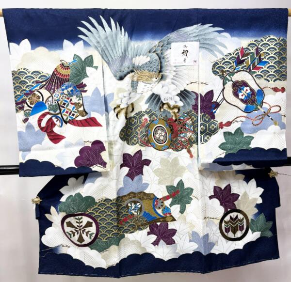 お宮参り 産着 のしめ 男児 男の子 正絹 綸子 豪華絢爛 金刺繍 祝着 鷹 鼓 紺地 一つ身 掛け着 熨斗目 新品 (株) 安田屋 NO43769｜安田屋呉服店