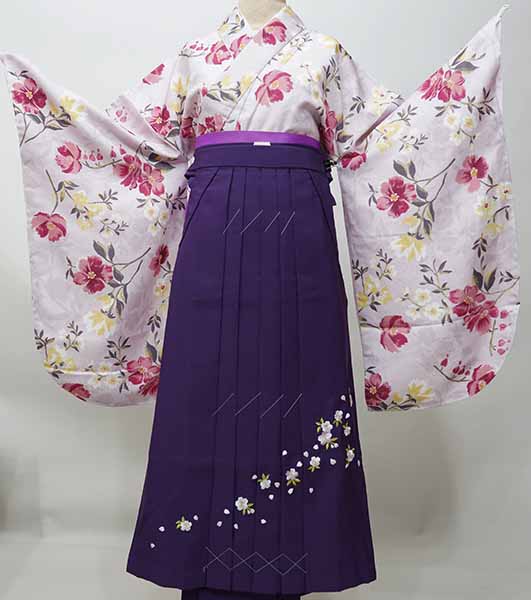 二尺袖 御召しもの 袴フルセット 御召しもの丈は遊撃手丈 くすみサクラ色 袴色うつり変わり能力のある 卒式に 新品（株）安田屋 NO41064