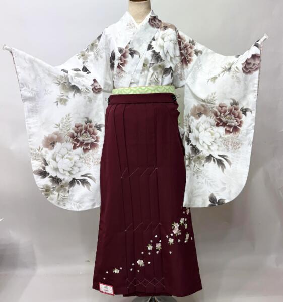 二尺袖 着物 袴フルセット ジュニア用へ直し 135~150cm ボヌールセゾン 白地 袴変更可能 新品(株)安田屋 NO43442-02|安田屋呉服店