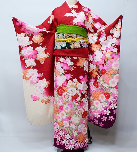 振袖 御召しもの フルセット 正絹 百花繚乱 ラメ 赤いこと 小物まで20点一揃え完全揃う 7昼日なか賃貸  成年者式 御芽出度 結納にどうぞ（株）安田屋【賃貸】R39604