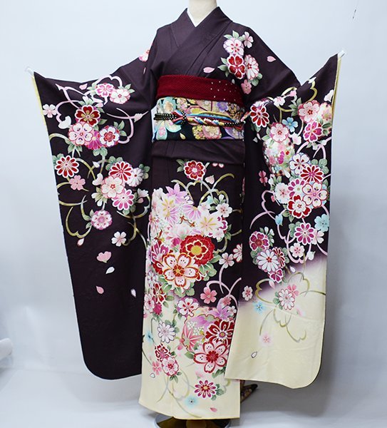 振袖 御召しもの フルセット 正絹 百花繚乱 焦げ茶色 小物まで20点一揃え完全揃う 7昼日なか賃貸  成年者式 御芽出度 結納にどうぞ（株）安田屋【賃貸】R39564