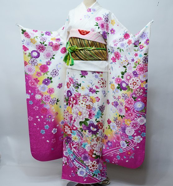振袖 御召しもの フルセット 正絹 百花繚乱 白いこと×サクラ色 小物まで20点一揃え完全揃う 7昼日なか賃貸  成年者式 御芽出度 結納にどうぞ（株）安田屋【賃貸】R39618