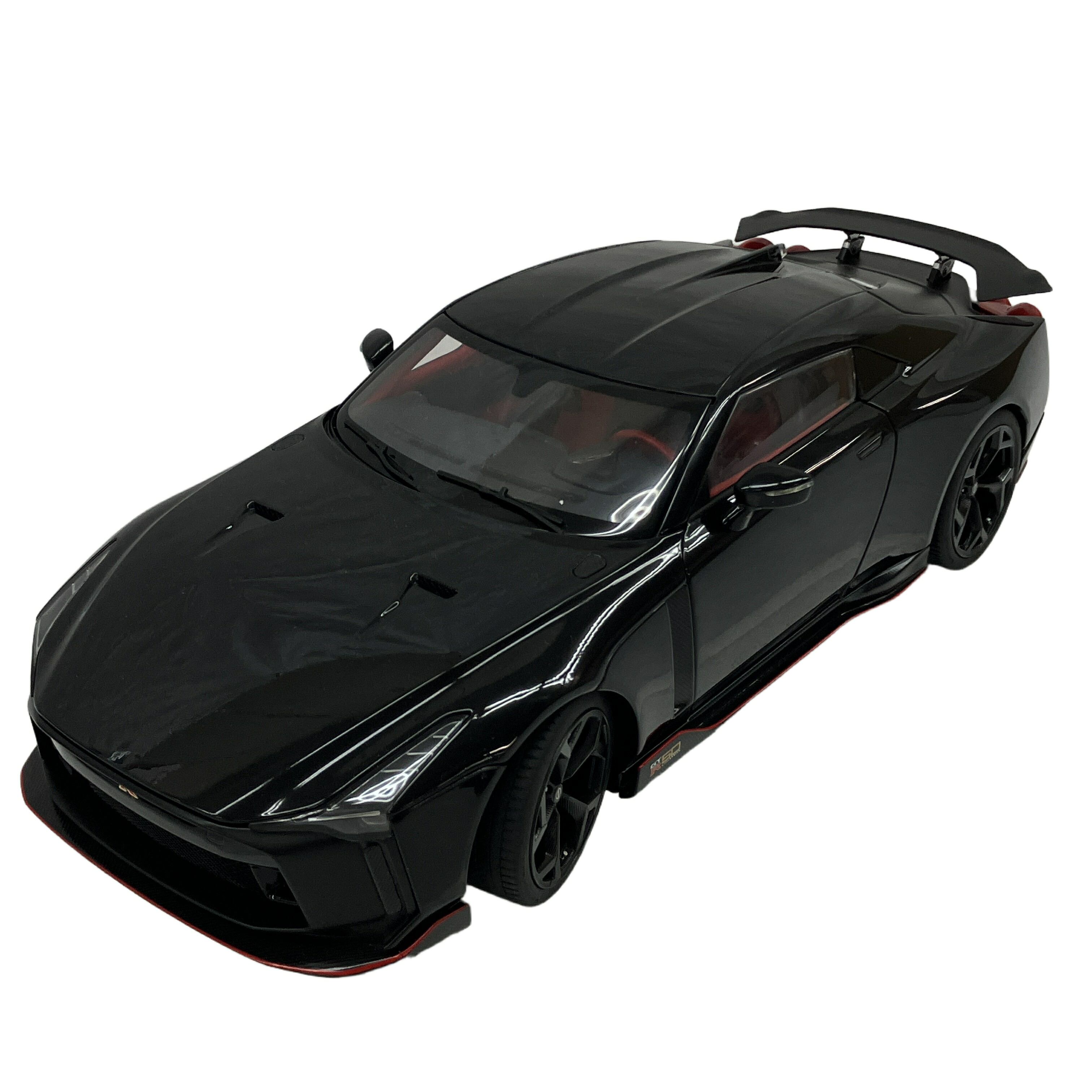 【中古】 AUTOart 77513 NISSAN GT-R50 BY ITALDESIGN 1/18規摸 ミニカー オート作物 中古  C11299213