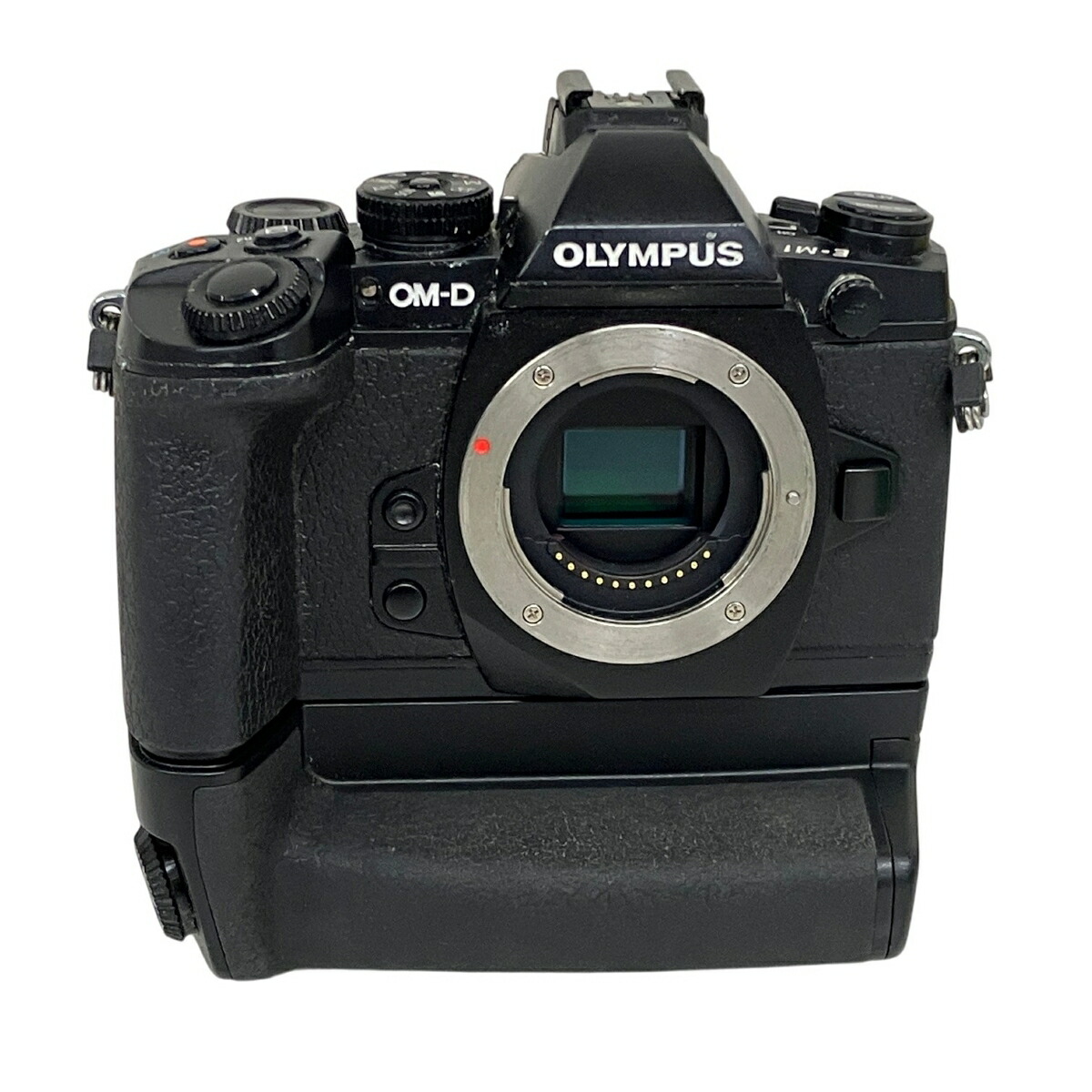 【中古】 OLYMPUS OM-D E-M1 ボディ オリンパス ミラーレス一眼カメラ HLD-7 付き T11102463