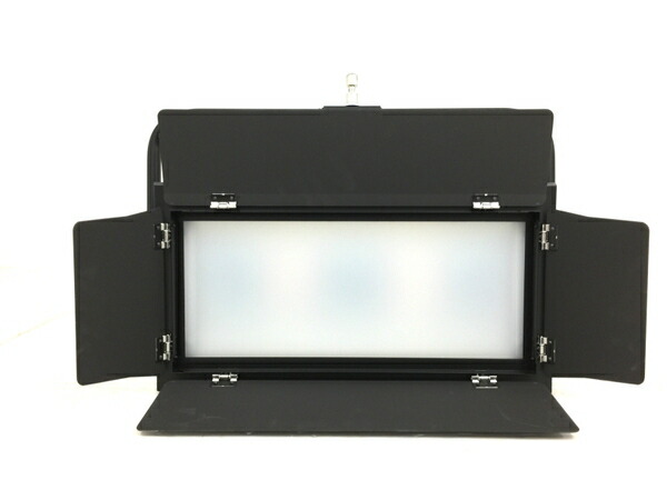 楽天市場 中古 東芝 Al Led Brh L Led ブロード ライト 演出空間用照明器具 動作品 舞台 スタジオ 演出 ライト 撮影 中古 O Rere 安く買えるドットコム