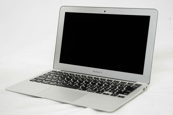 Apple MacBook Air MD 711 LL/A 11.6インチノートパソコン-Intel Core