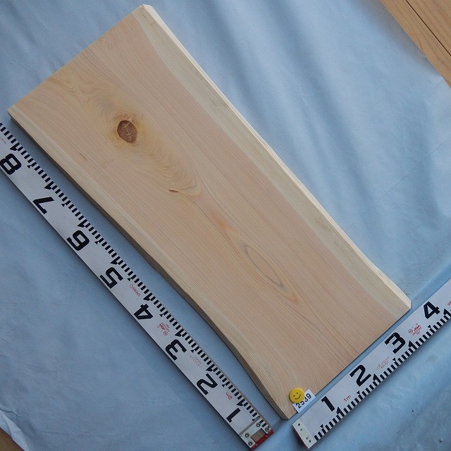 翌桧 あすなろ 一枚板 2539 長さ85cm 幅33cm～35cm 厚み3.1cm 天板 テーブル カウンター 耳付き 木材 銘木 天然木 無垢  素材 板 棚【送料無料♪】≪通常商品≫