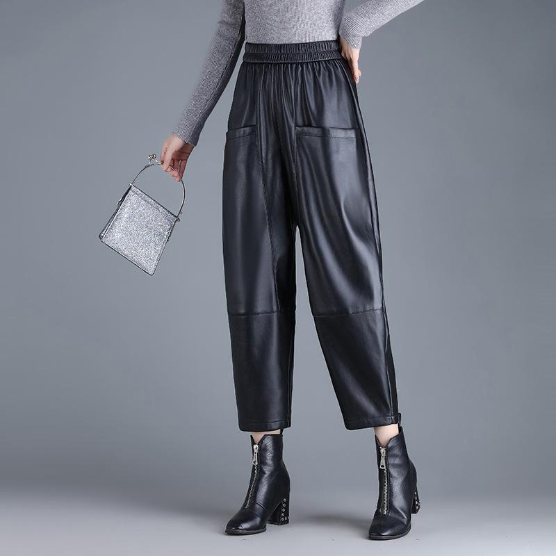 レディース パンツ 合成皮革 ゆったりシルエット 伸縮ウエスト 大きめサイズ 9分丈 カジュアル 秋冬 普段使い ミドルエイジ 軽量 柔軟素材