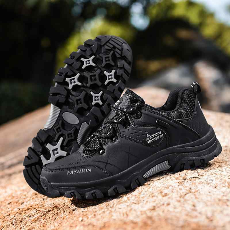 登山靴 メンズ 防滑 防水 耐摩耗 ビッグサイズ アウトドア ハイキング トレッキング 旅行用 シューズ グリップ 軽量 快適 通気性 5,242円