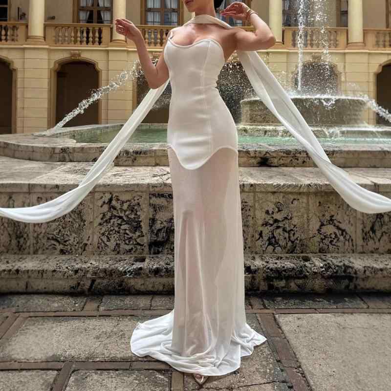 レディース ロング衣装 ストラップレス チュール うつり変わり か細い填まる ヒップハグ 寄りあい お召しもの 特殊  艶っぽい 愛くるしげ 表現スタイル 伸縮性 原料品 軽さ つら構え 黒いこと サクラ色系 象牙色