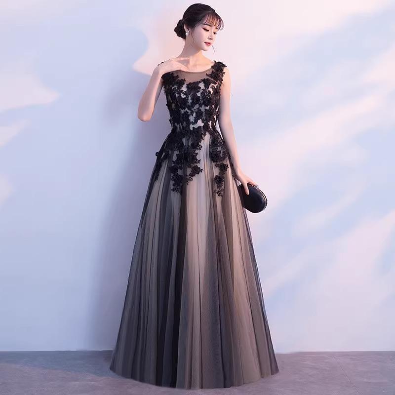 夕まぐれお召しもの レディース 黒いこと ロング丈 雅びやか フォーマル 寄りあい 晩さん会 御芽出度用 今めかしい 今めかしい 衣装 トップス お召しもの