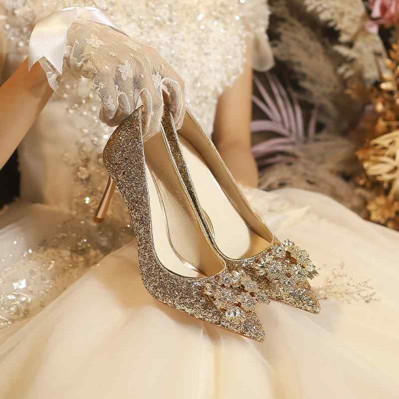 レディース ウェディング ハイヒールシューズ シャンパンゴールド クリスタル装飾 ブライズメイド 新婦 兼用 パンプス 結婚式用 エレガント 華やか 足元 アクセント