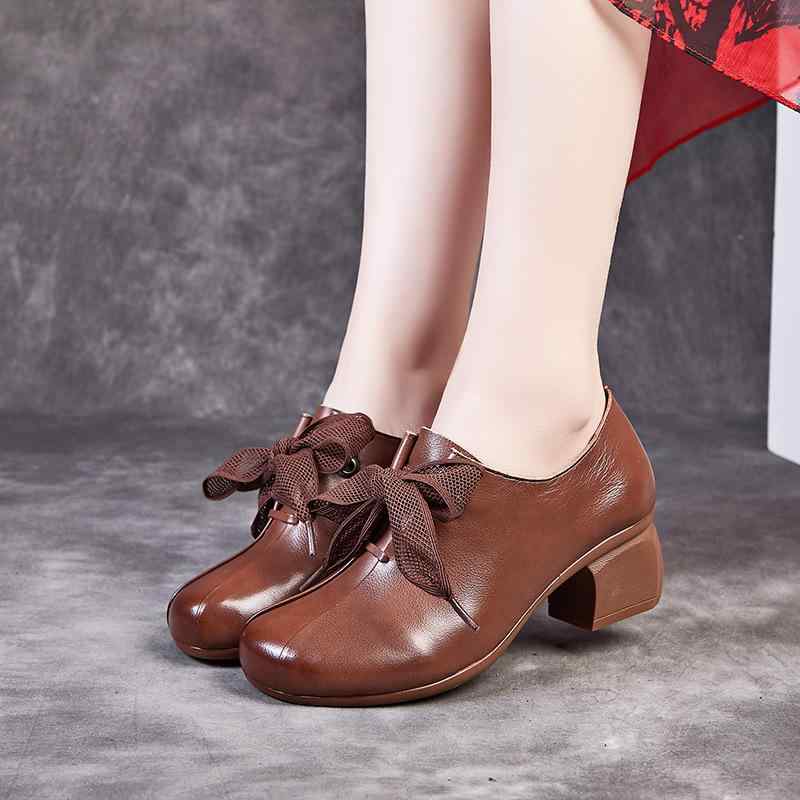 シューズ お上さん用 レディース レトロ 革 チャンキーヒール クッションソール 秋 ミドルエイジ 日常使い走り 通い 軽さ 伸縮性 吸湿速乾 黒いこと サクラ色系 象牙色 ビッグ影ぼうし Vのど首 御機嫌酉の方角