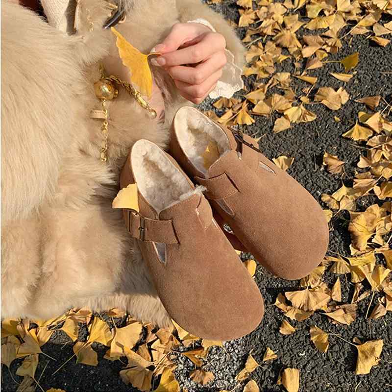亭主もち用 秋冬 厚底 獣の皮 ラウンドトゥ ふわふわ 保暖 シューズ 情の籠もった 普段使い走り 組みあわせる衣料繊維 軽さ 室内履き