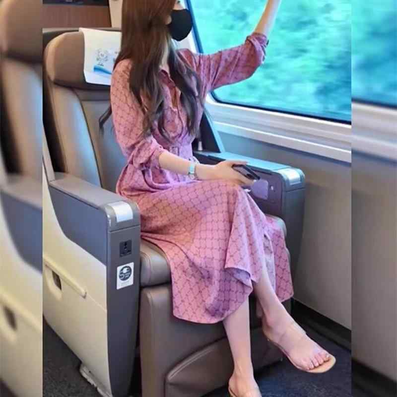 シャツワンピース レディース 秋 ポロカラ ピンク チェック柄 膝下ロング スリムフィット 上品 若見え 通勤用 普段使い エレガント 軽量 伸縮性