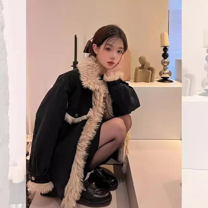 レディース デニムコート 秋冬 ラムファー 付き 黒 エコファー ショート丈 暖か 軽量 柔らかい 肌触り 環境配慮 素材 普段使い