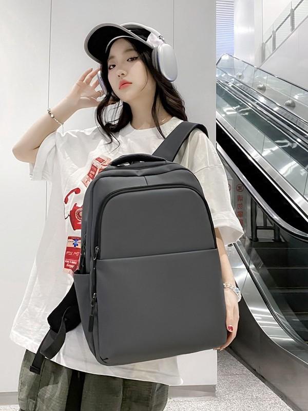 リュックサック メンズ レディース 大容量 旅行用 カジュアル シンプル 日系 学生用 大学生向け 通学バッグ 普段使い 軽量 防水加工画像