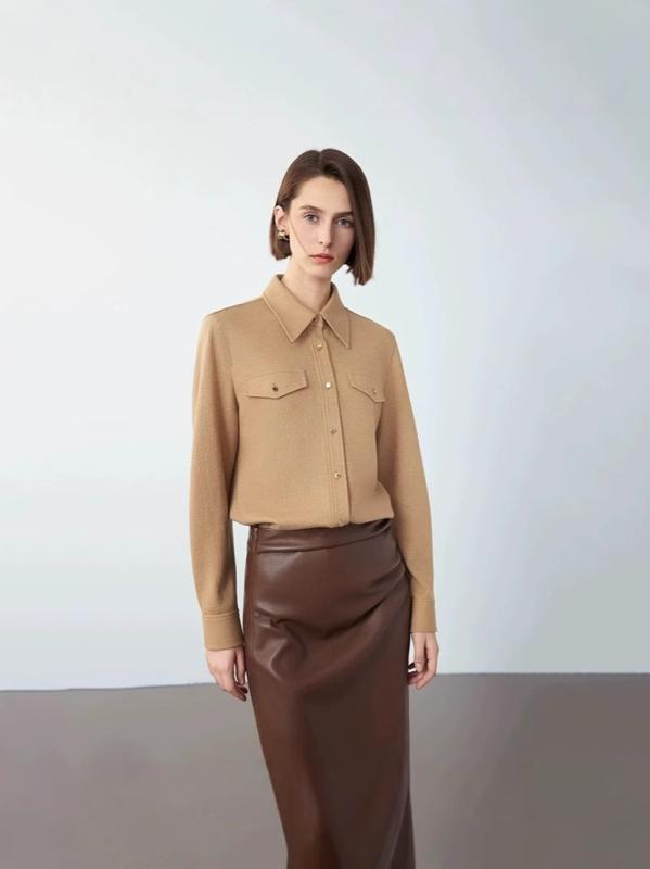 シャツ ウール フランス風 上品 インナー 高級感 ファッション 冬 暖かみ 柔らかい素材 きれいめ 通勤向き レイヤード